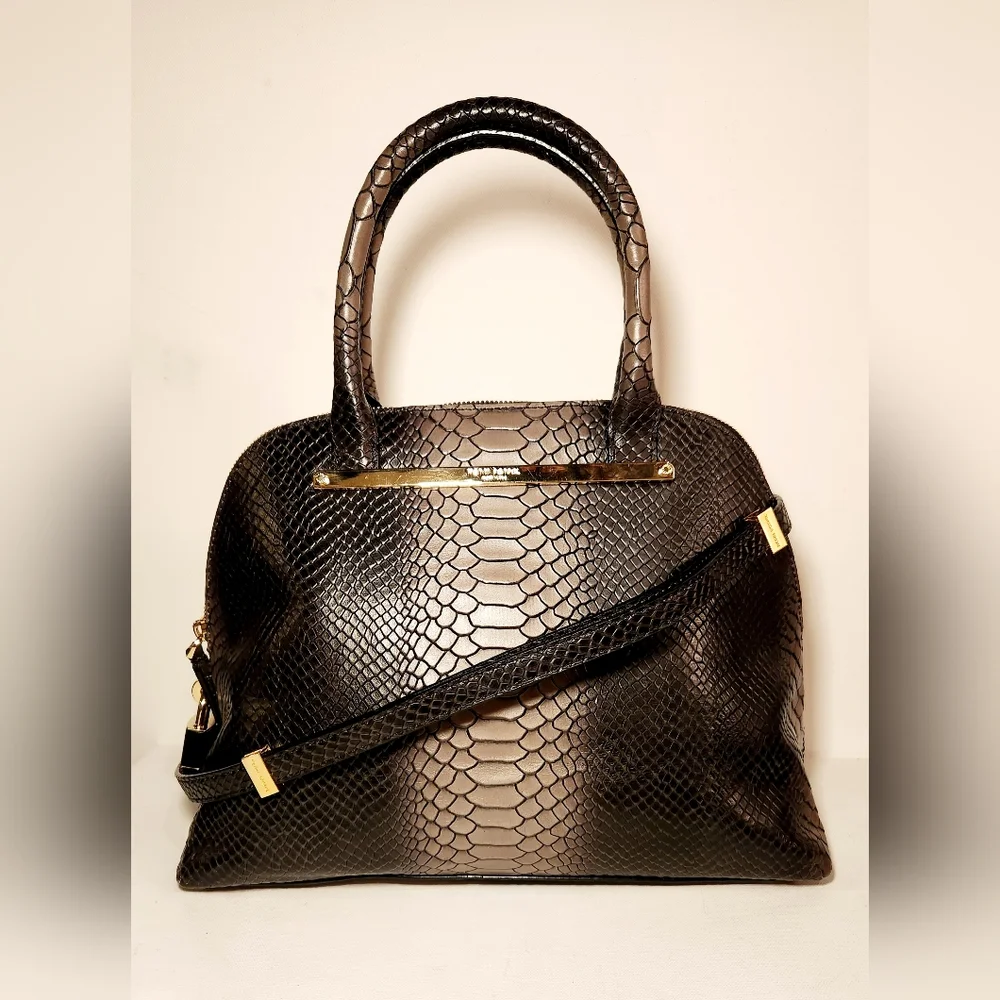 NWT! Henri bendel Premium Luxe Line snakeprint leather dome Satchel bag - Picture 1 of 9